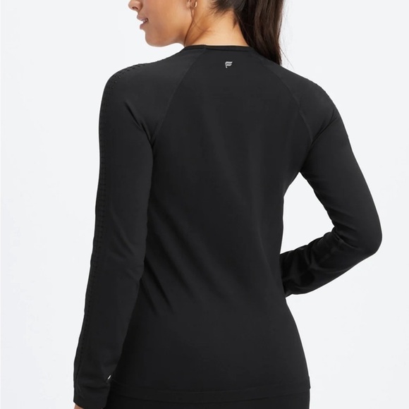 New! Fabletics Sync Seamless Long-Sleeve Top Black XLarge Yoga Minimalist - Picture 6 of 12